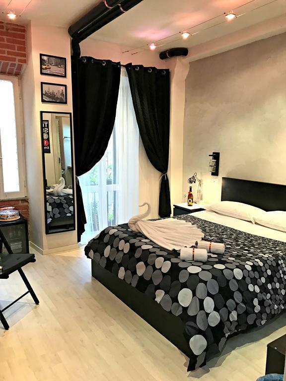 רומא Moonlight Inn Guesthouse מראה חיצוני תמונה