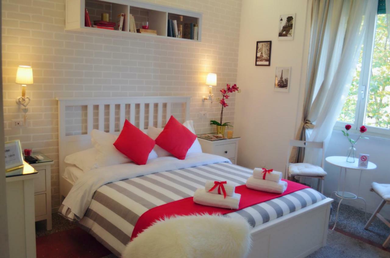 רומא Moonlight Inn Guesthouse מראה חיצוני תמונה
